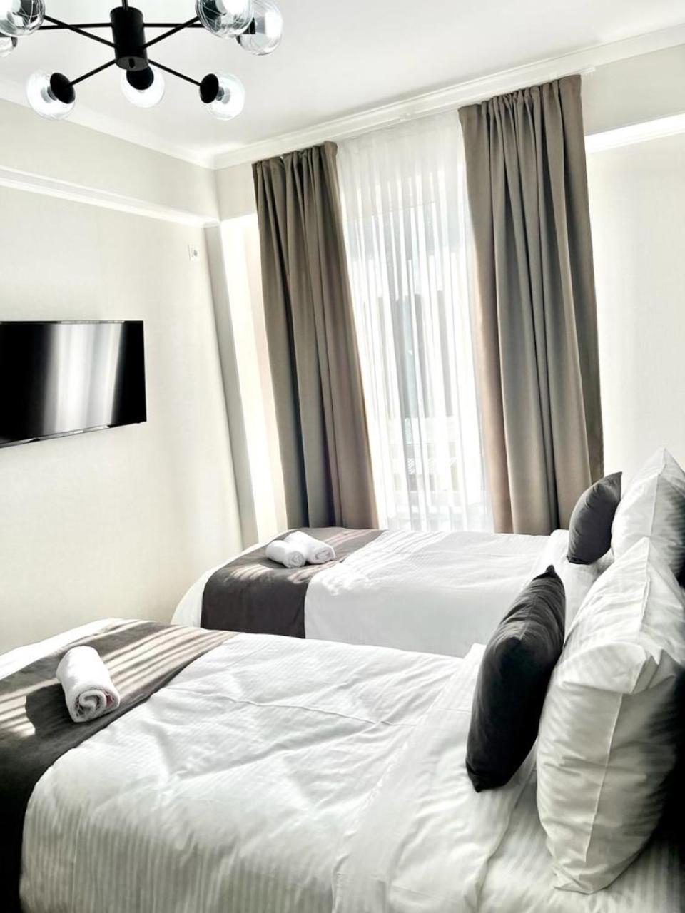 Urban Hotel ビシュケク エクステリア 写真