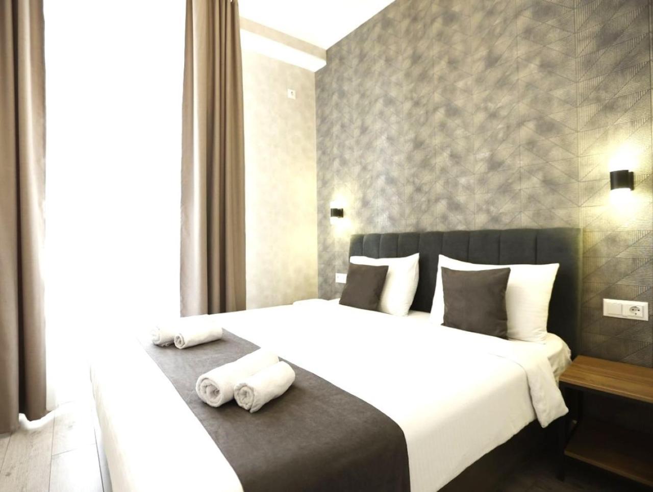 Urban Hotel ビシュケク エクステリア 写真
